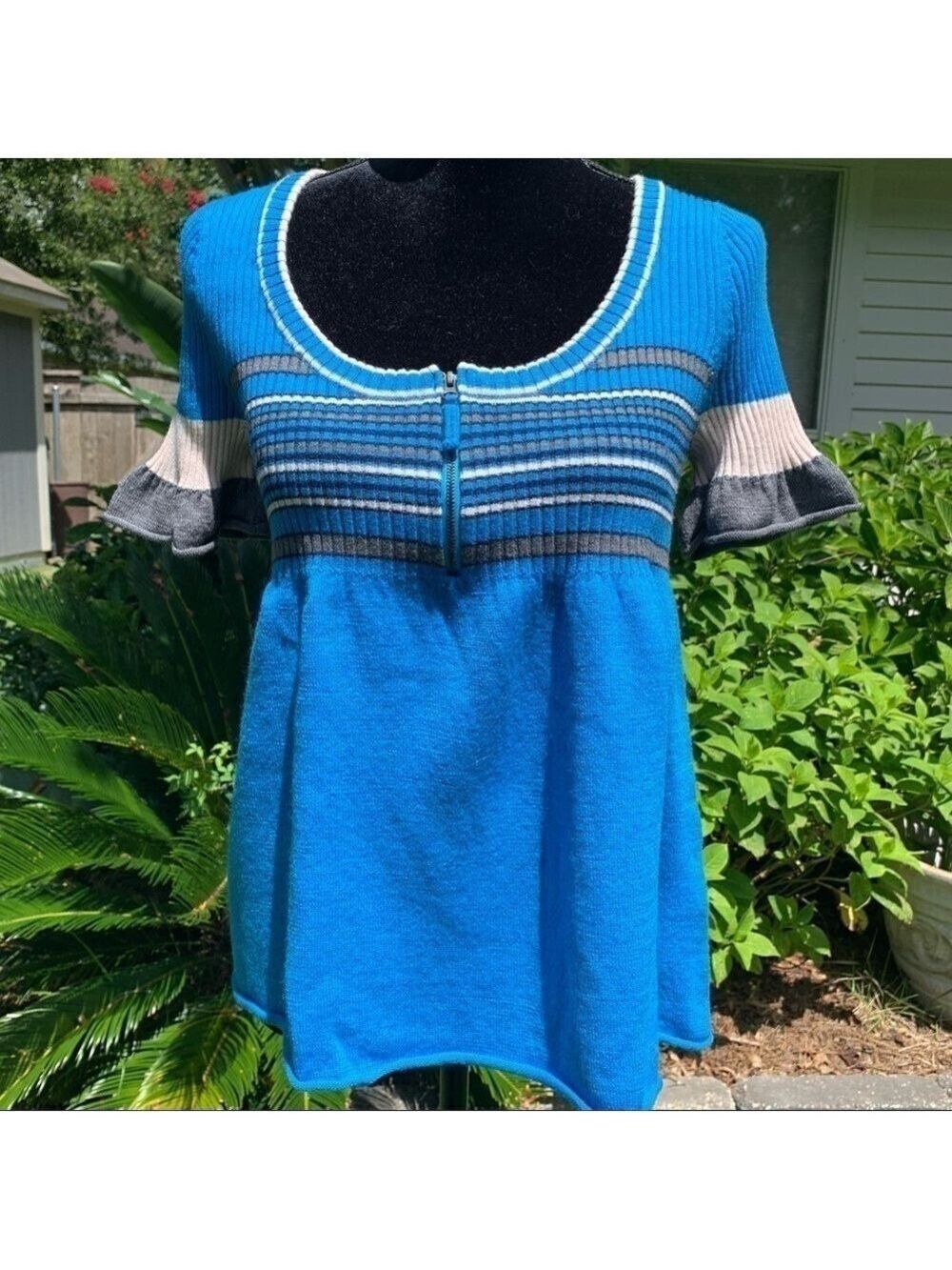 FREE PEOPLE babydoll scoop neck front zip wool short sleeved striped sweater